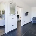 Villa Paraiso *